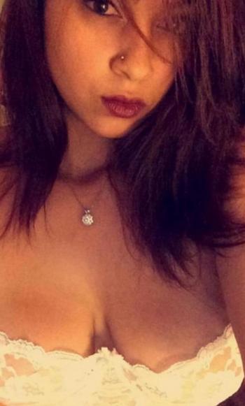 , 23  female escort, Modesto