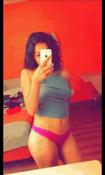 , 23  female escort, Modesto