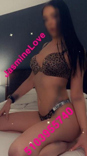 Jasmine, 25  female escort, Modesto