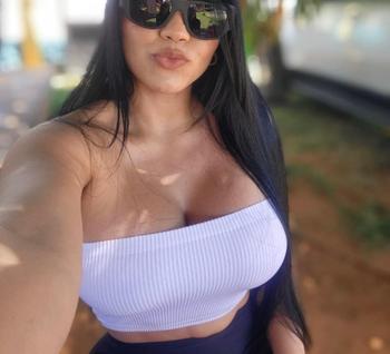 Bella , 28  female escort, Modesto