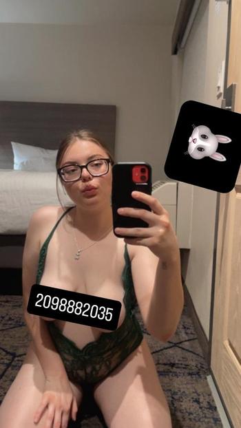 Bunny, 21  female escort, Modesto