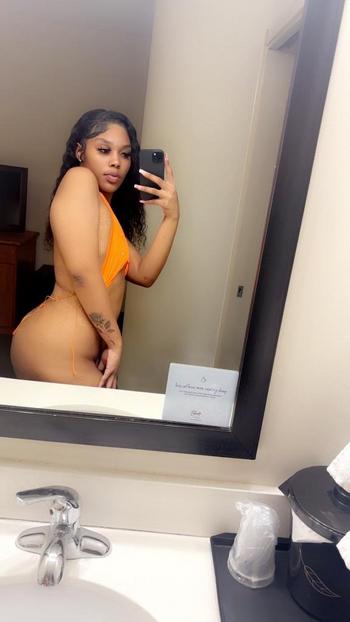 Mya, 20  female escort, Modesto